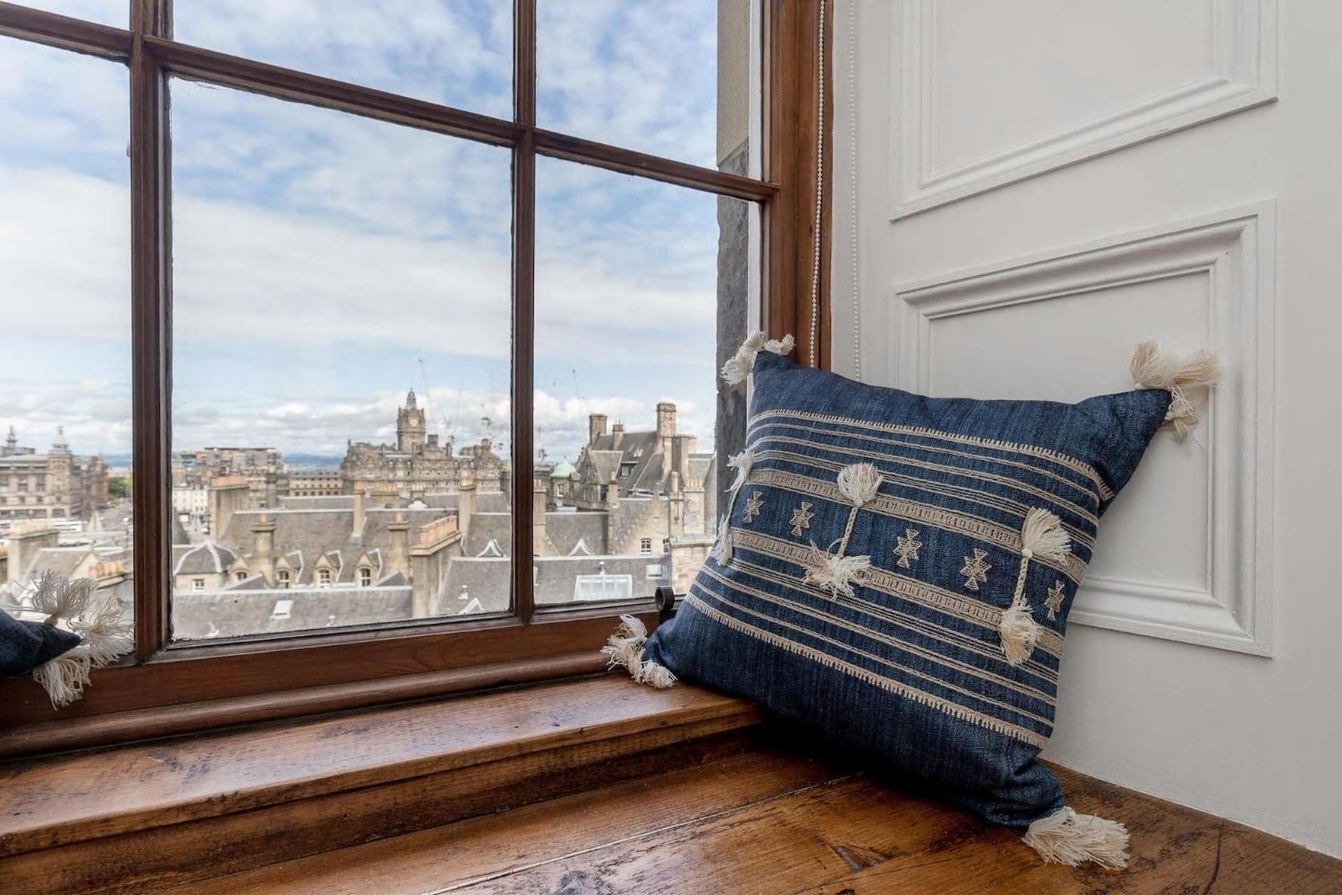 Stunning Panoramic Views: Heart Of The Royal Mile Apartamento Edimburgo Exterior foto